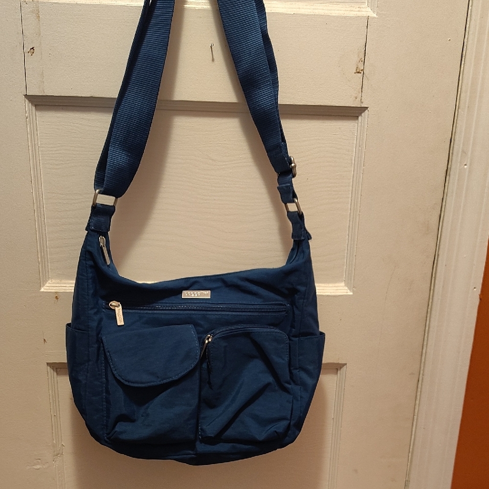 Baggallini Pacific Blue Crossbody/Hobo Bag